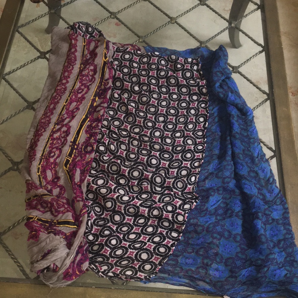 Zara patterned scarf - Picture 7 of 8